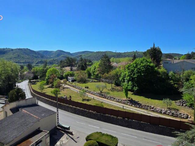 Appartement vente à Gréoux-les-Bains, Alpes-de-Haute-Provence