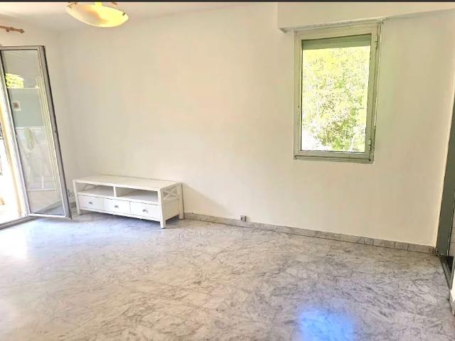 Appartement vente à Terron, Nice