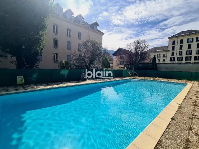 Appartement location à Grenoble, Vaulnaveys-le-haut