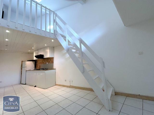 Appartement location à France métropolitaine, Bessens