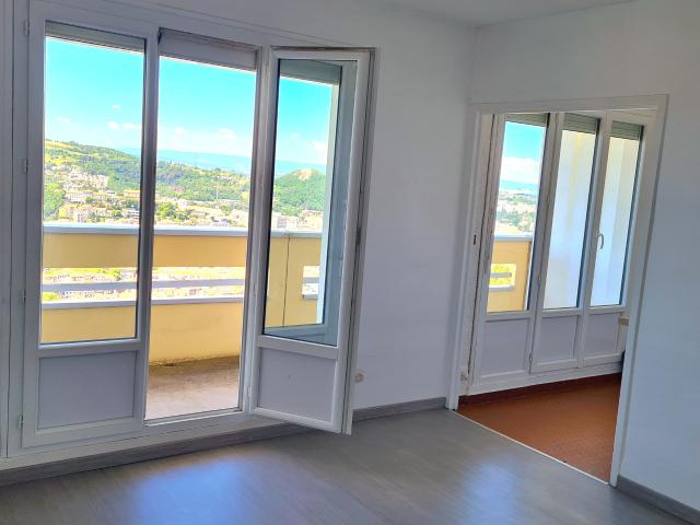 Appartement location à Saint-Étienne, Saint-etienne