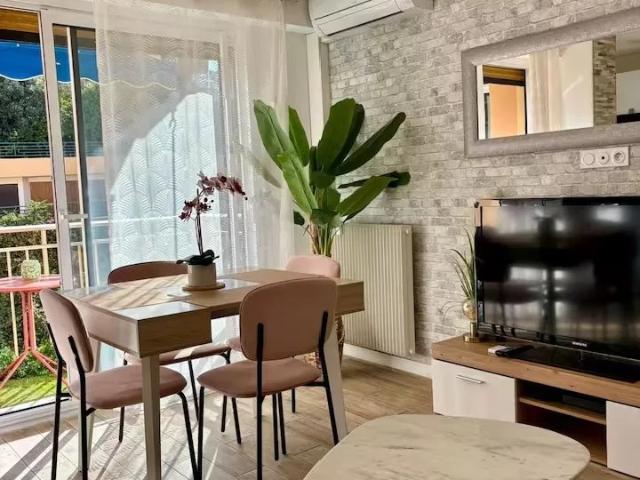 Appartement vente à Arrondissement de Draguignan, Saint-raphaël