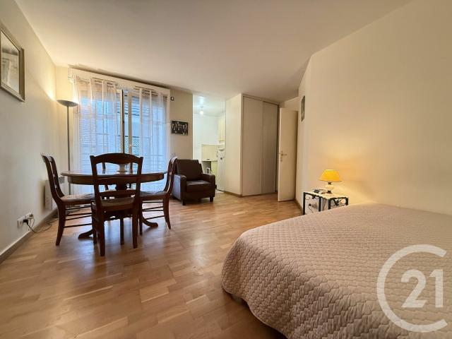 Appartement vente à Saint-Germain-en-Laye, Le Port-marly
