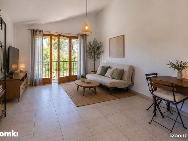 Appartement vente à Arrondissement de Draguignan, Saint-raphaël