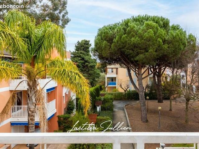 Appartement vente à Arrondissement de Toulon, Le Lavandou