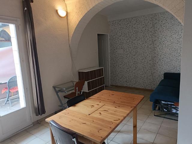 Appartement location à Nîmes, Domazan