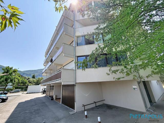 Appartement vente à Saint-Julien-en-Genevois, Gaillard