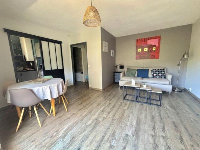 Appartement location à Arrondissement de Draguignan, Saint-raphaël