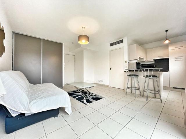 Appartement location à Grasse, La Roquette-sur-siagne