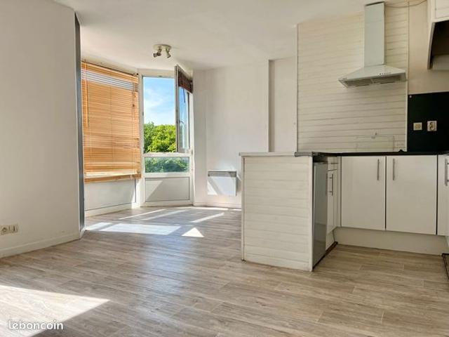 Appartement vente à Melun, Savigny-le-temple