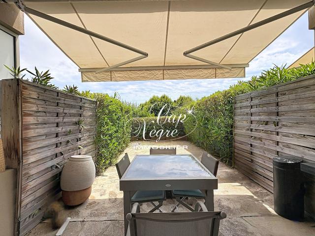 Appartement vente à Arrondissement de Toulon, Le Lavandou