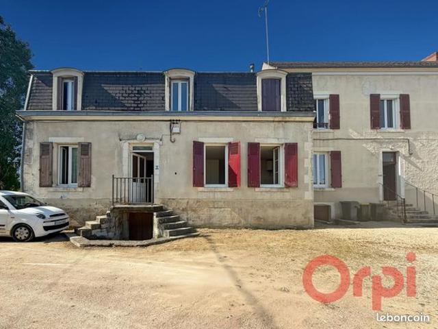 Appartement vente à Saint-Amand-Montrond, Orval