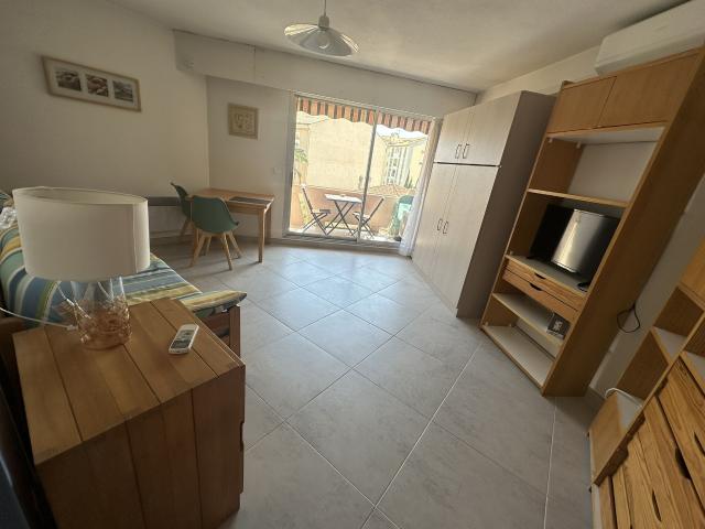Appartement location à Arrondissement de Toulon, Hyères