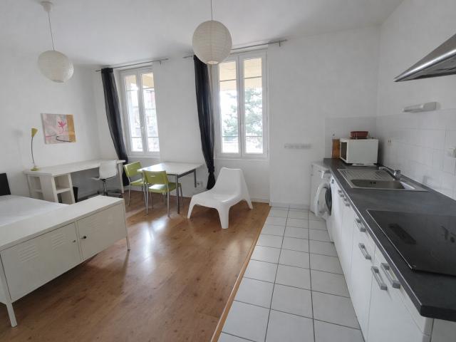 Appartement location à Oloron-Sainte-Marie, Sauguis-saint-etienne