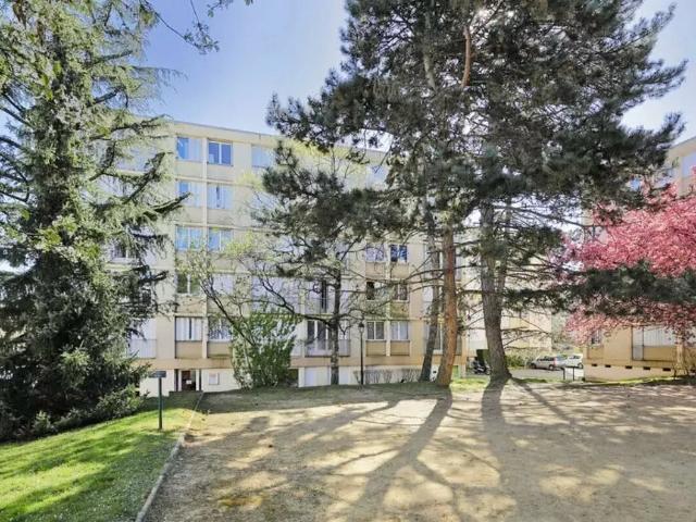 Appartement vente à Créteil, Le Plessis-trévise