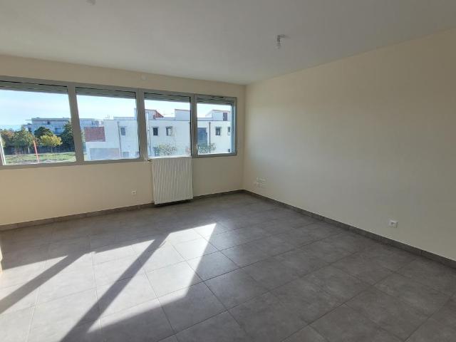 Appartement location à La Tour-du-Pin, L'isle-d'abeau