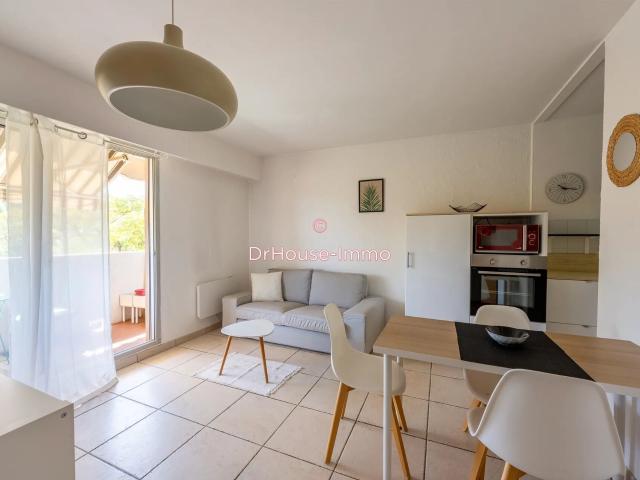 Appartement vente à Hyères, Var