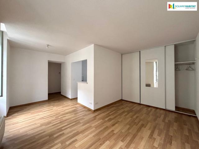 Appartement location à Oloron-Sainte-Marie, Oloron-sainte-marie