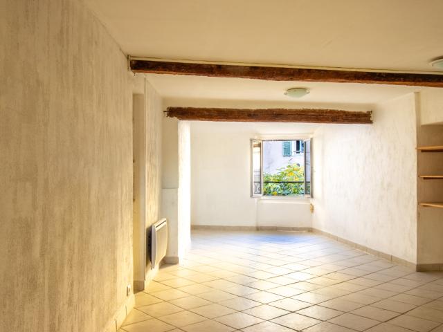 Appartement vente à Arrondissement de Toulon, Hyères