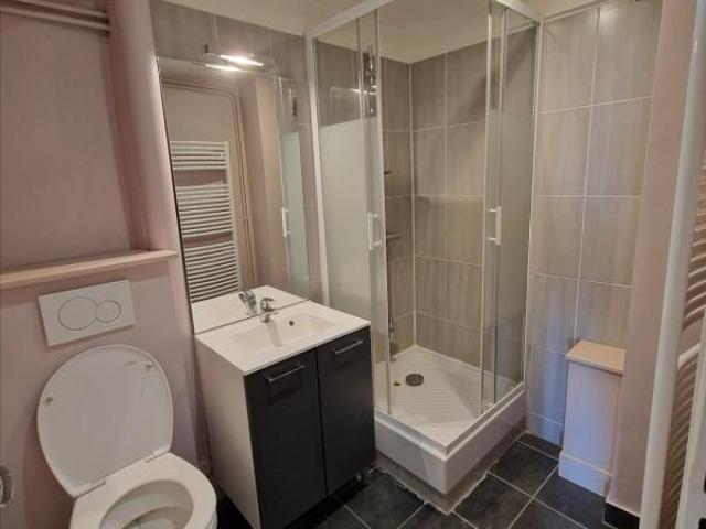 Appartement location à Riom, Pessat-villeneuve