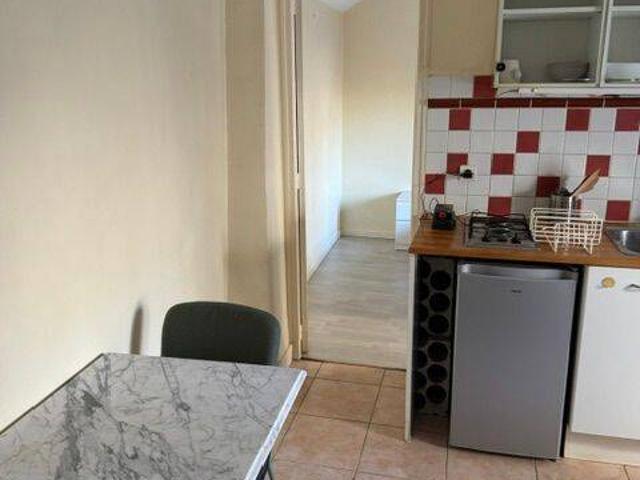 Studio location à Village Coteaux, Rueil-Malmaison