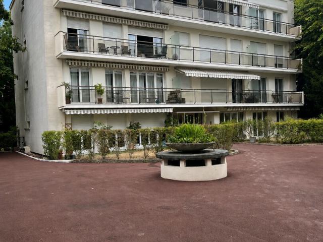 Appartement location à Saint-Germain-en-Laye, Saint-germain-en-laye