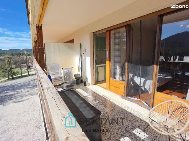 Appartement vente à Grasse, Séranon