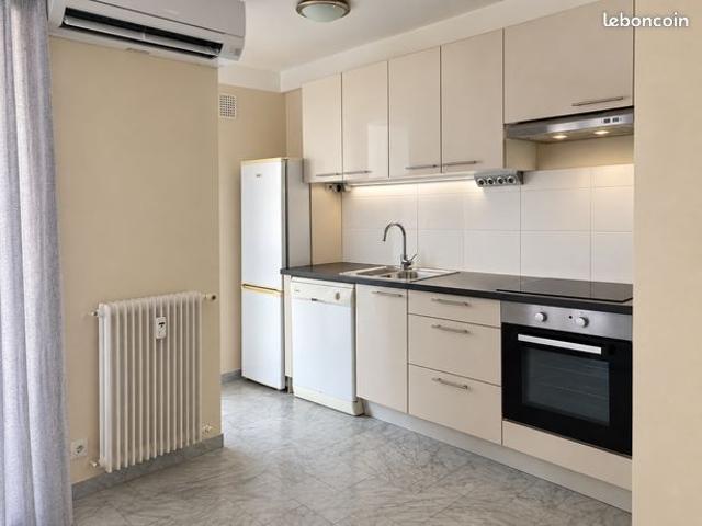 Appartement vente à Hyères, Var