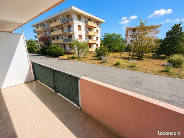 Appartement vente à Saint-Julien-en-Genevois, Gaillard