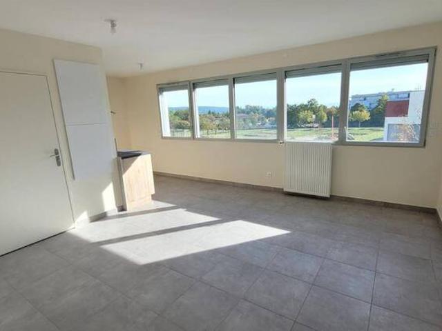 Appartement location à La Tour-du-Pin, L'isle-d'abeau