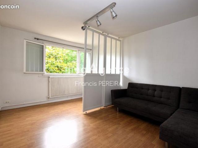 Appartement vente à Avallon, Bois-d'arcy