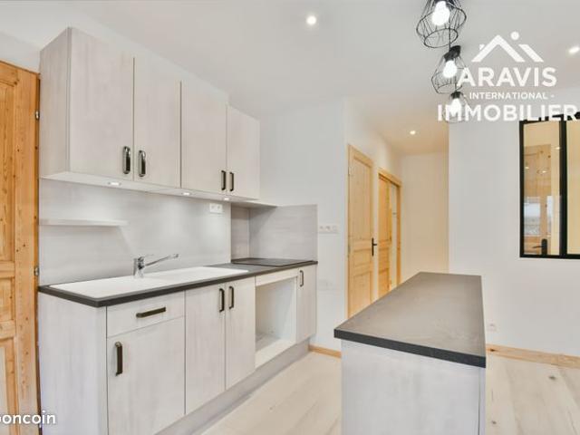 Appartement vente à Largentière, Borne
