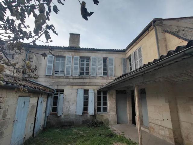 Appartement vente à Saintes