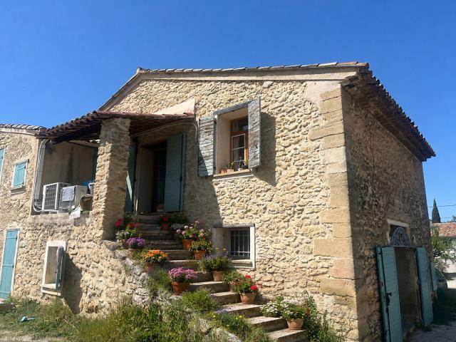 Appartement vente à Aix-en-Provence, Lambesc