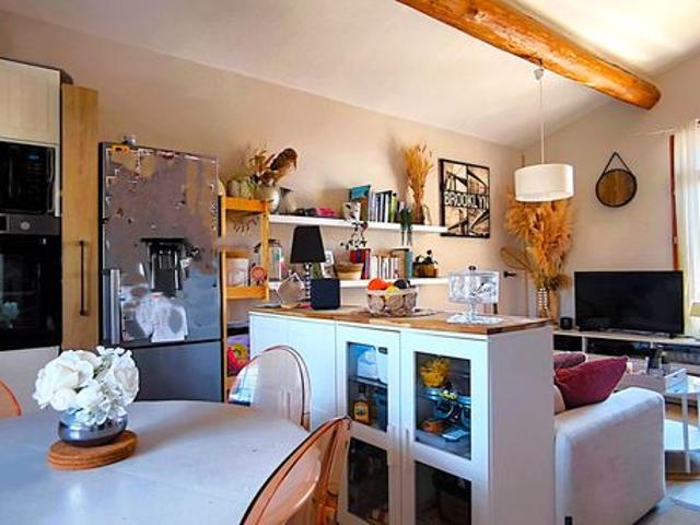 Appartement vente à Aix-en-Provence, Lambesc