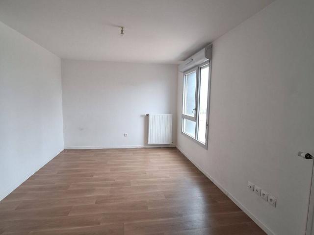 Studio location à La Mairie, Alfortville