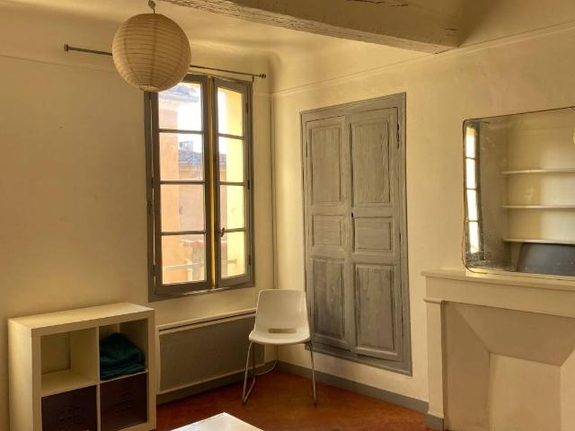 Studio location à Beaurecueil, Bouches-du-Rhône