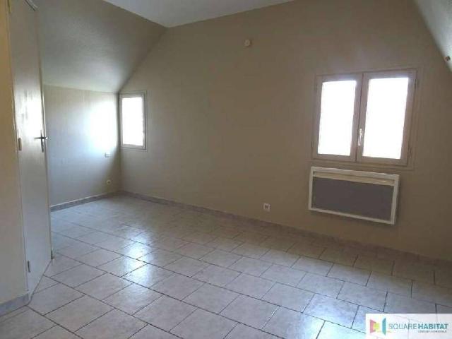 Studio location à Les Rosoirs, Auxerre