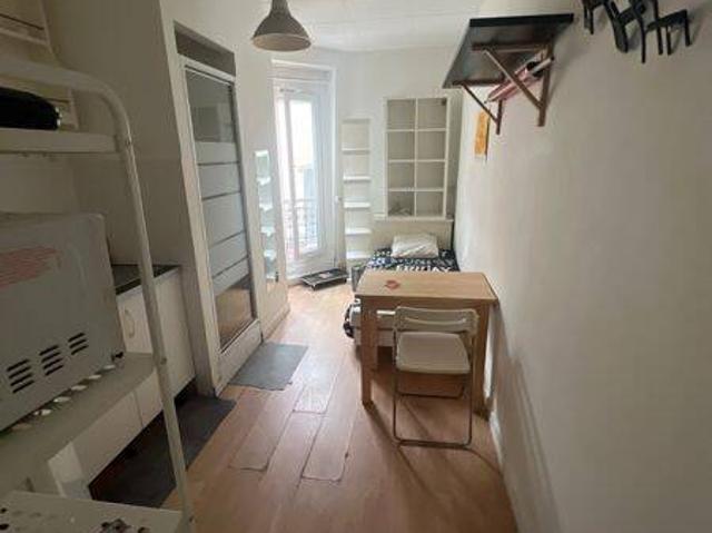 Studio location à Paris 18e Arrondissement, Paris