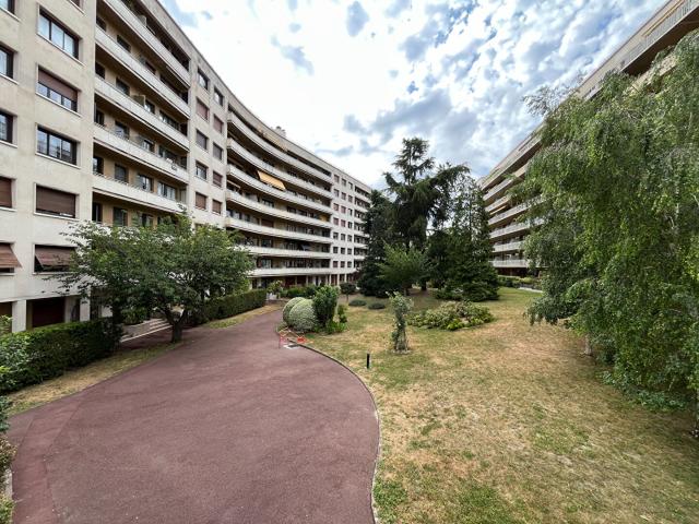 Appartement vente à Nanterre, Saint-cloud