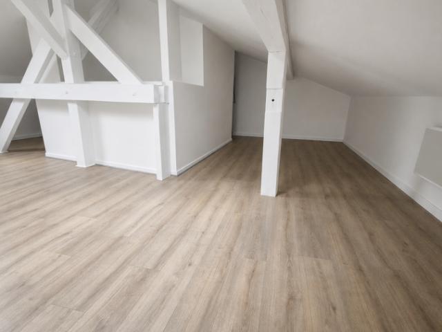 Studio location à Thionville, Algrange