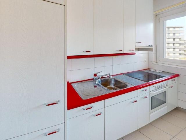Apartment mieten in Einigen, Zürich