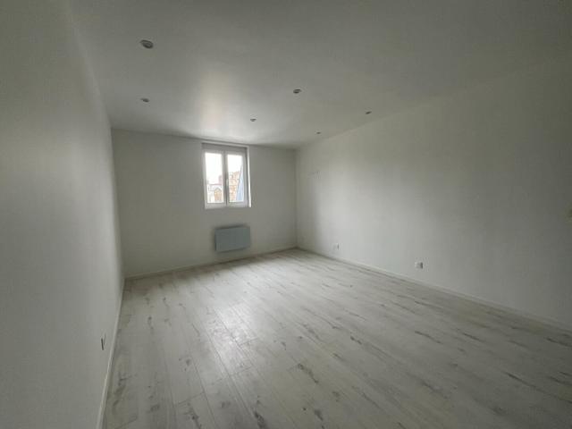 Appartement location à Saint-Quentin, Saint-quentin