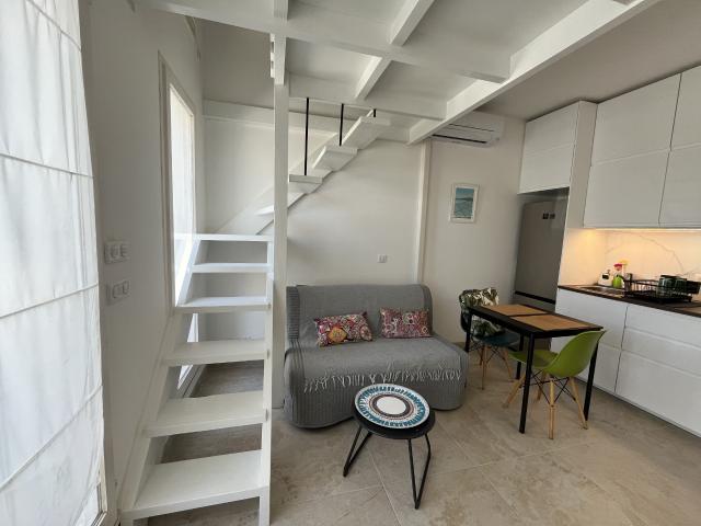 Appartement location à Arrondissement de Toulon, Hyères