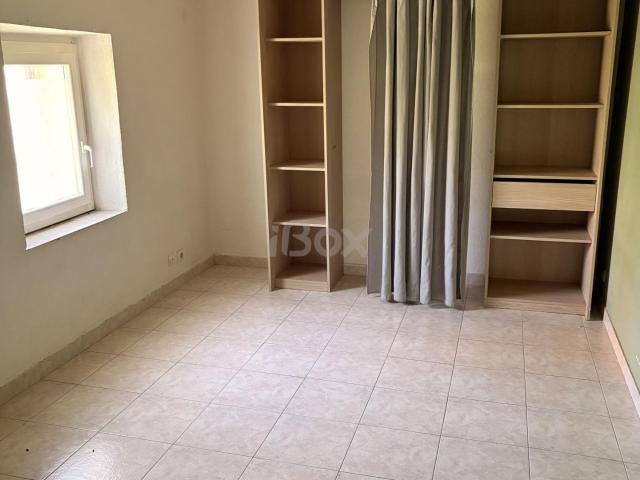 Appartement location à Arrondissement de Toulon, Le Revest-les-eaux