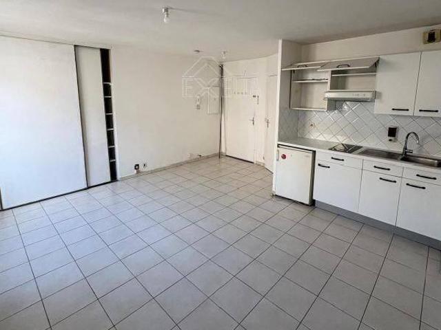 Studio location à Fontenay-Mauvoisin, Yvelines