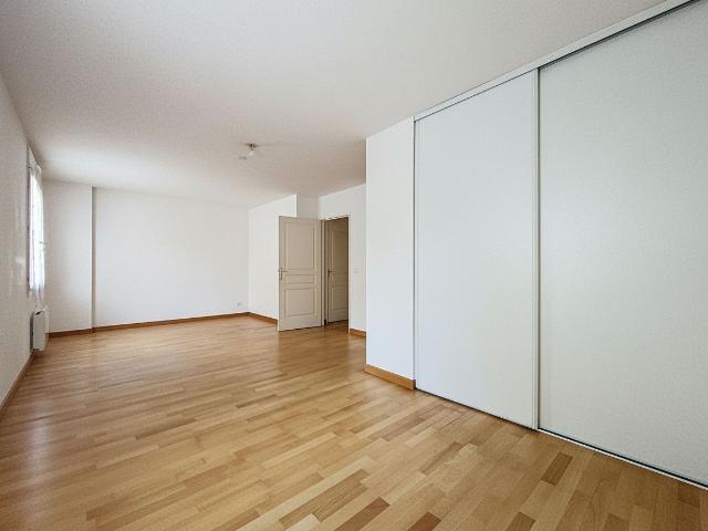 Studio location à Saint-Germain-en-Laye, Saint-germain-en-laye