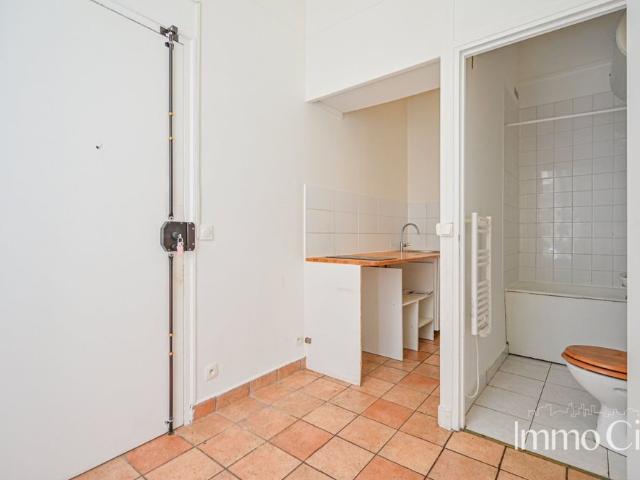 Studio location à Paris, Île-de-France