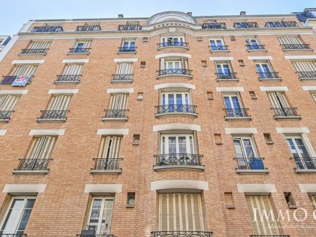 Studio location à Nanterre, Clichy