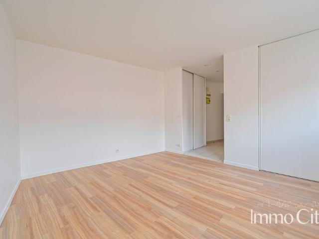 Studio location à Boulogne-Billancourt, Boulogne-billancourt